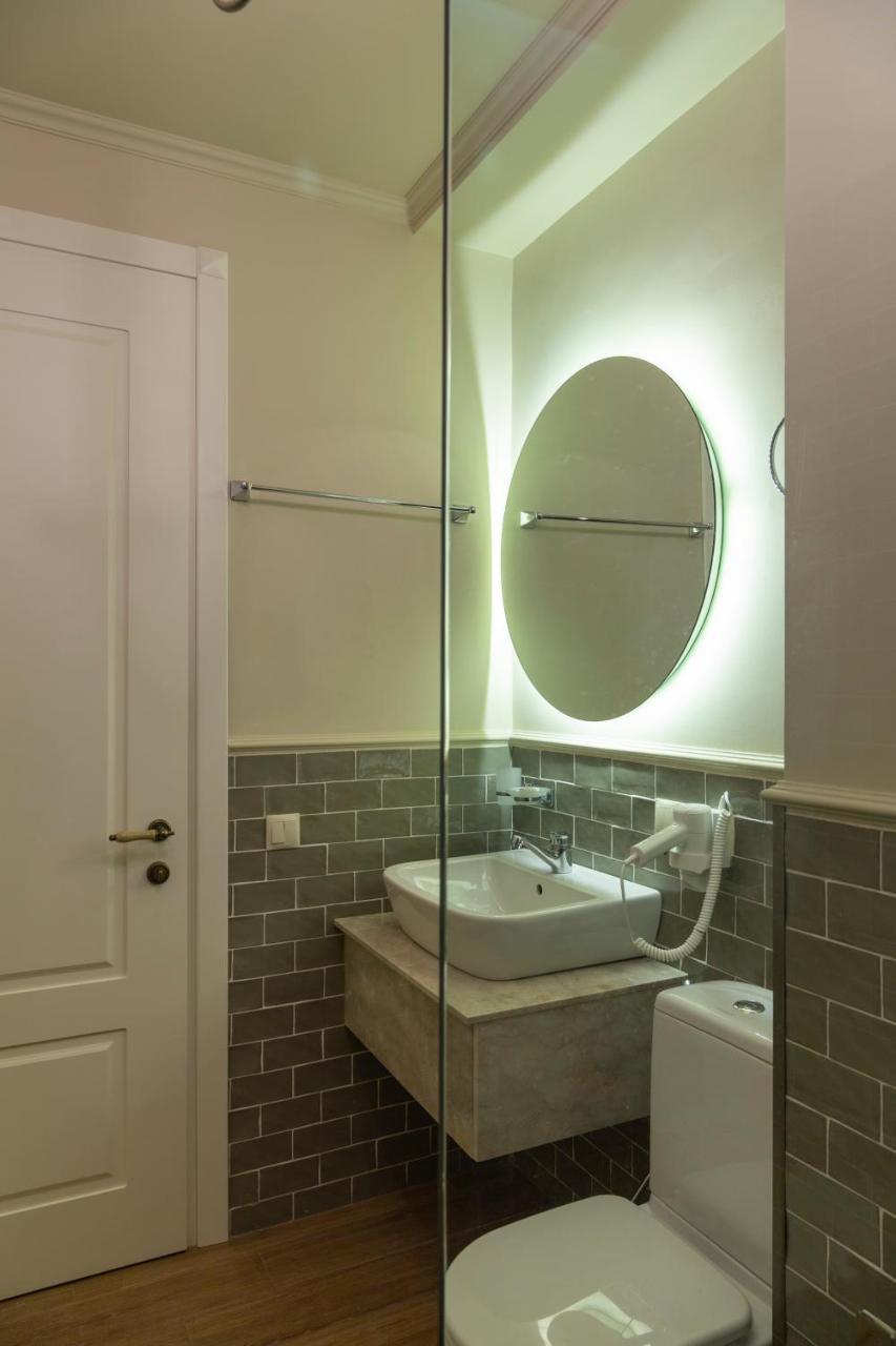 Omart Hotel - Gallery Tbilisi Ngoại thất bức ảnh