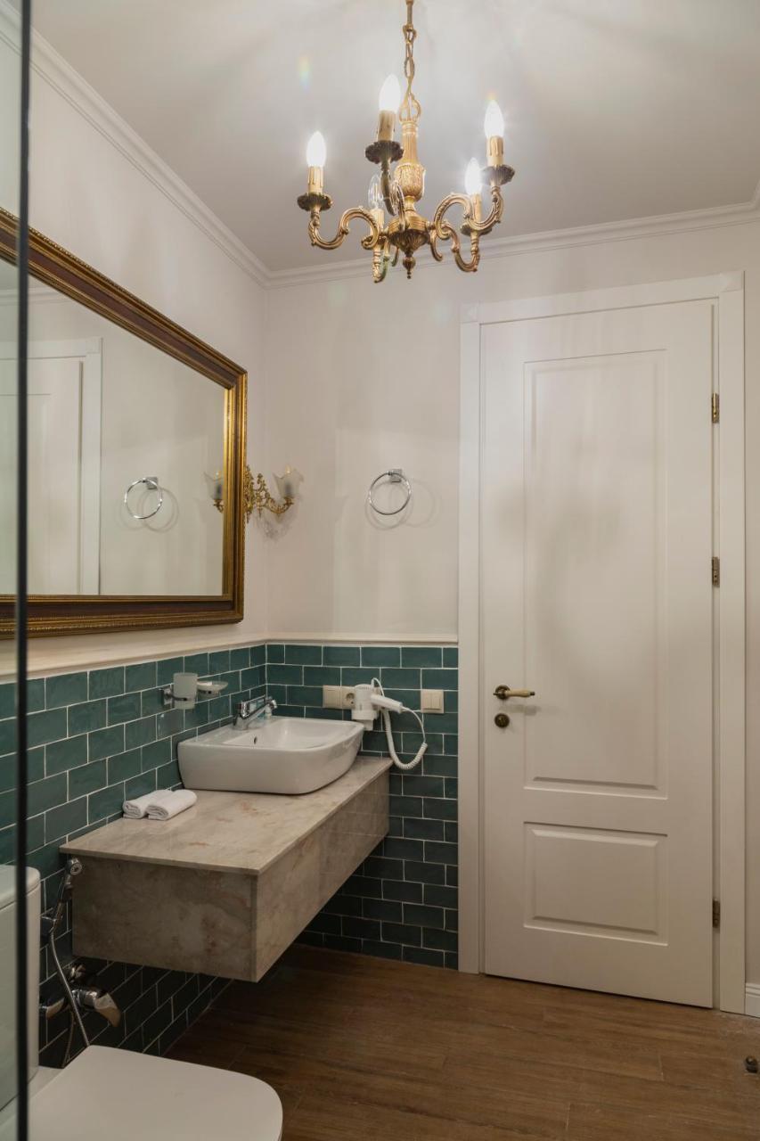 Omart Hotel - Gallery Tbilisi Ngoại thất bức ảnh