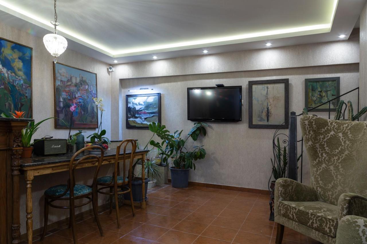 Omart Hotel - Gallery Tbilisi Ngoại thất bức ảnh