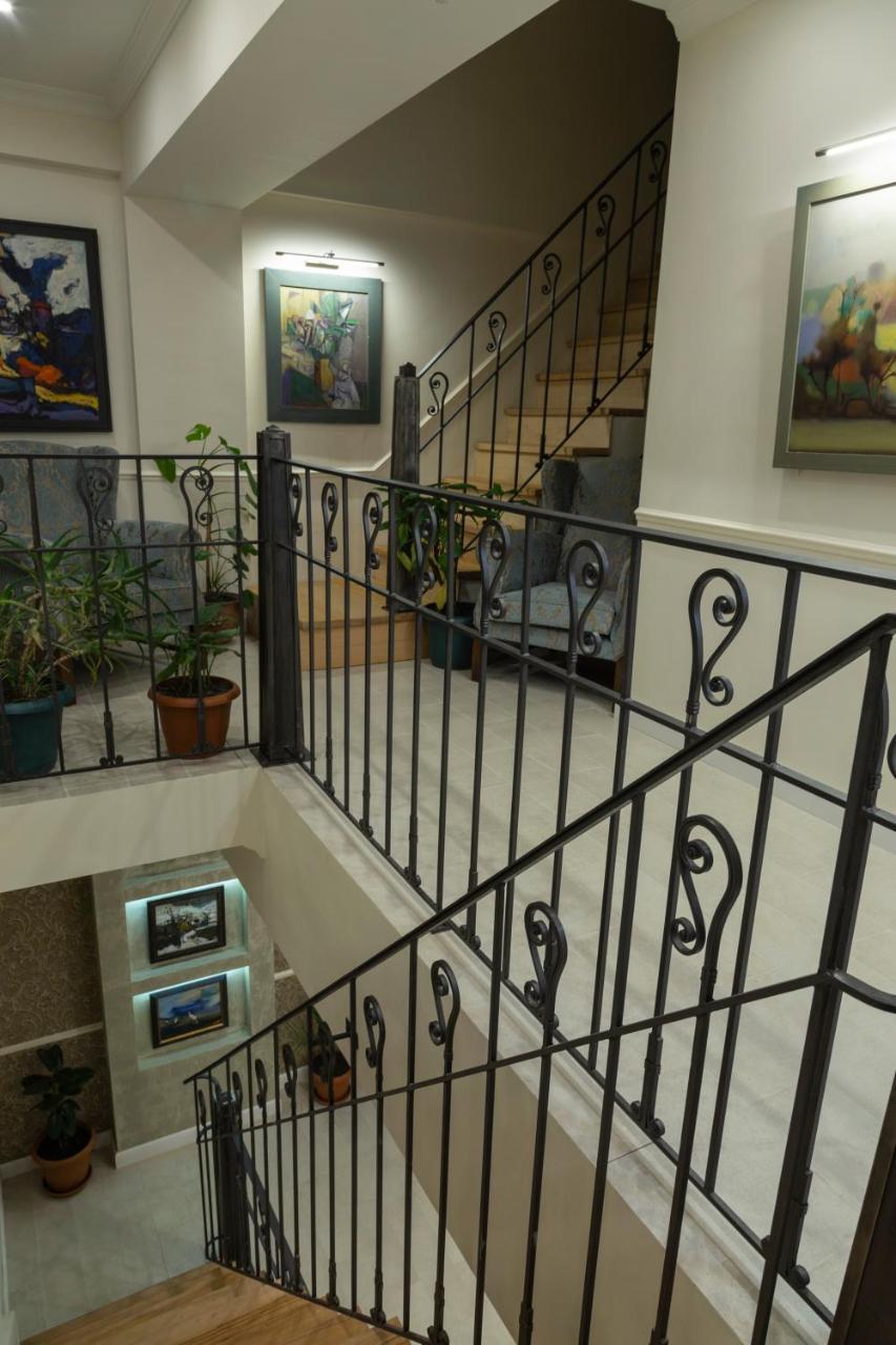 Omart Hotel - Gallery Tbilisi Ngoại thất bức ảnh
